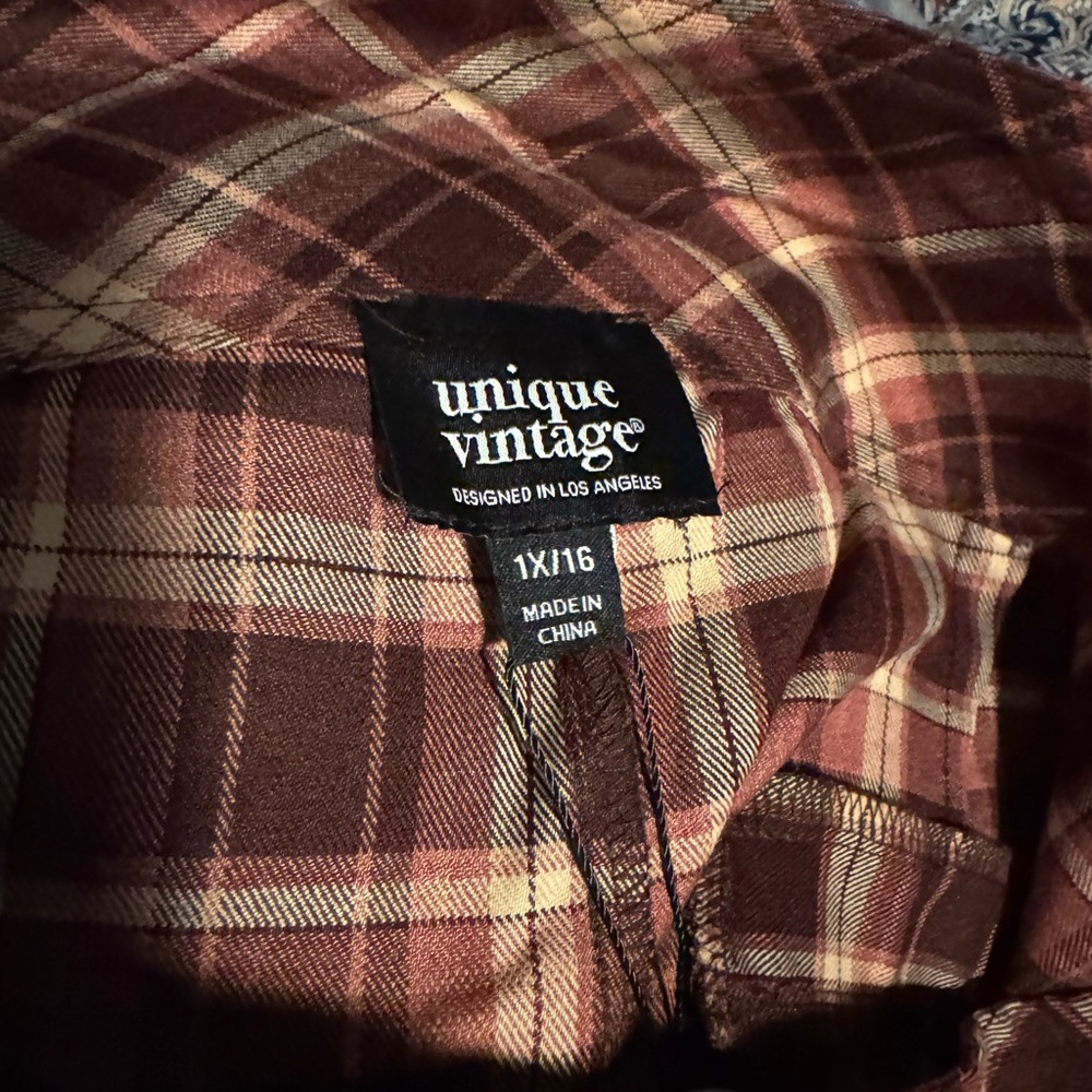 Unique Vintage Men's Maroon and Beige Plaid Shirt